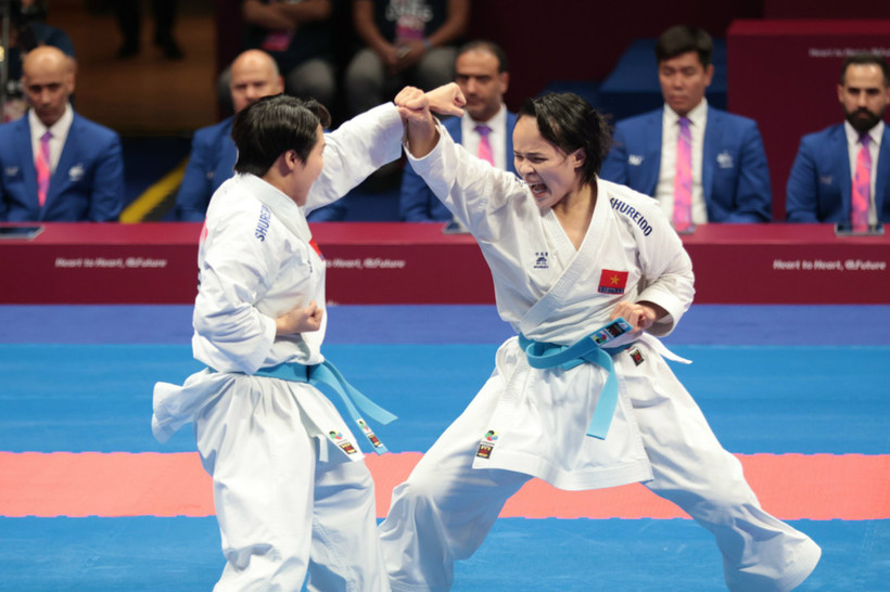 Karatedo giành huy chương vàng ASIAD 19. Ảnh: Quý Lượng