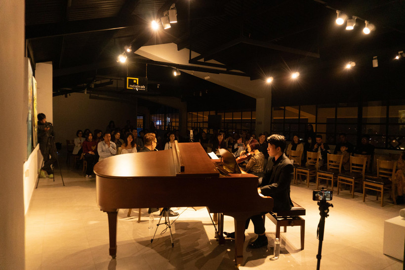 Một chương trình hòa nhạc gần đây tại Không gian Phố Bên Đồi.