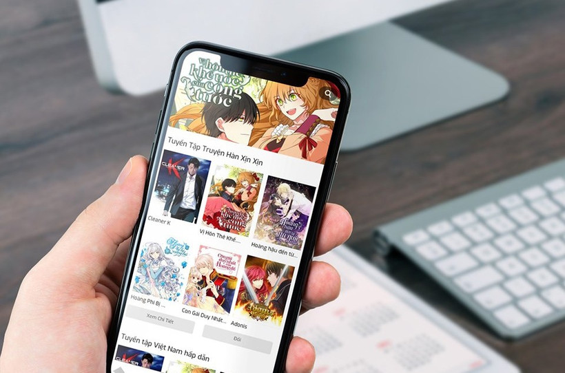 Đọc truyện tranh bản quyền trên app Comi. Ảnh: K.D