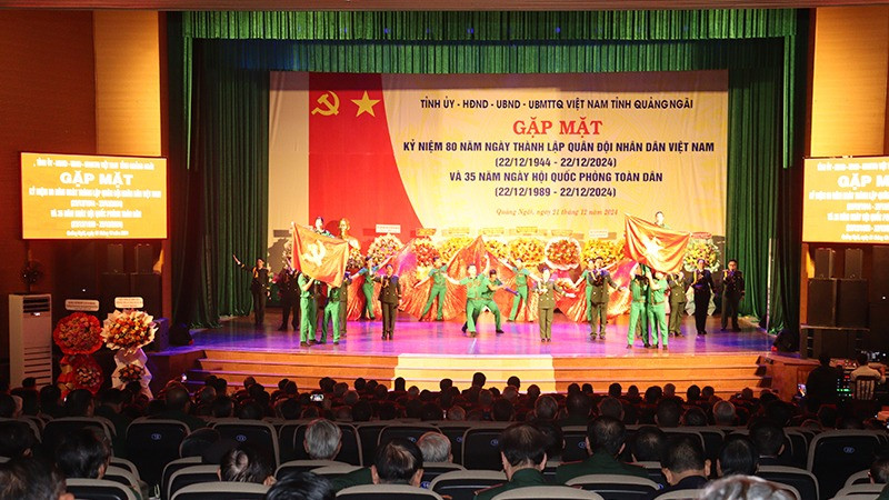 Quang cảnh buổi gặp mặt kỷ niệm 80 năm Ngày thành lập Quân đội nhân dân Việt Nam. 