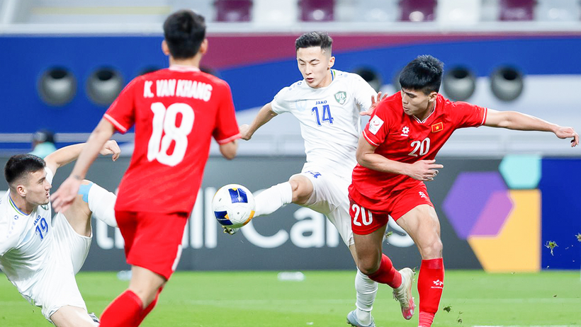 U23 Việt Nam trong trận gặp U23 Uzbekistan.