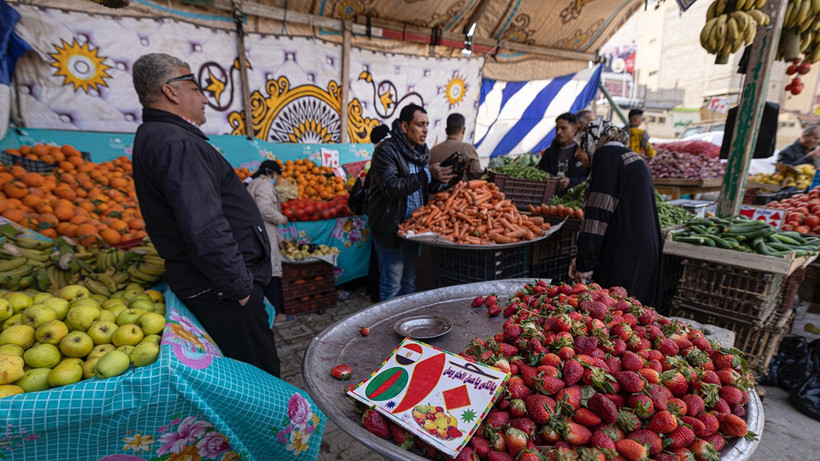 Một khu chợ ở thành phố Arish của Ai Cập. (Ảnh MIDDLE EAST EYE)