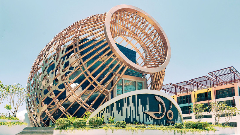 Nhà hát Đó tại Libera Nha Trang lấy cảm hứng từ chiếc đó, một ngư cụ truyền thống của Việt Nam.