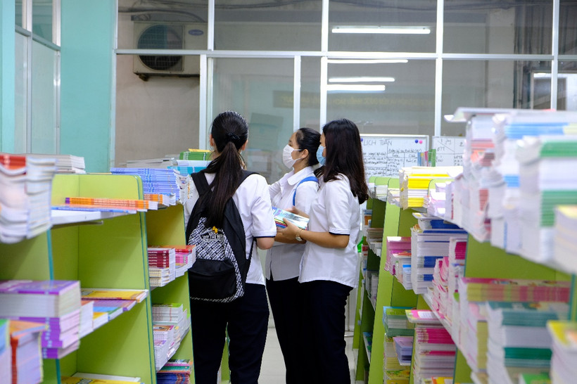 Sách giáo khoa có kịp phục vụ năm học mới?