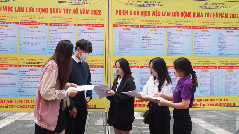 Nhờ các phiên giao dịch, nhiều người lao động đã tìm được việc làm.