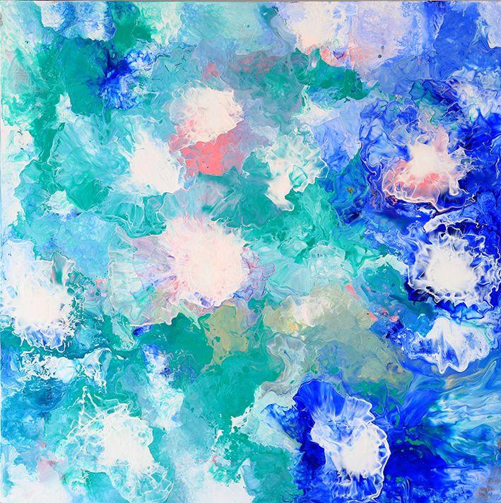 Triển lãm tiêu đề Vô cực, bao gồm 50 bức tranh trừu tượng, chất liệu acrylic trên toan