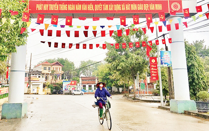 Diện mạo xã Hát Môn ngày càng khang trang, sạch đẹp. (Ảnh Trọng Tùng)