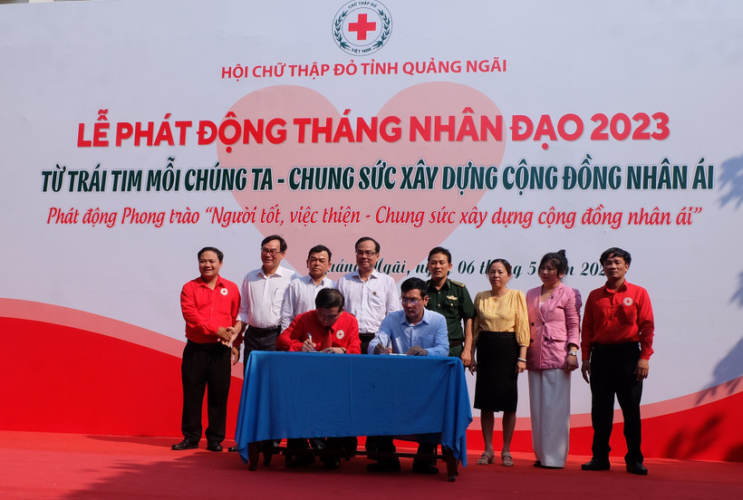 Ủy ban Mặt trận Tổ quốc Việt Nam tỉnh và Hội Chữ thập đỏ tỉnh ký kết Chương trình phối hợp về tổ chức hoạt động nhân đạo, từ thiện, an sinh xã hội giai đoạn 2023-2027.