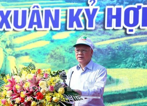 Tổng Bí thư, Chủ tịch nước Nguyễn Phú Trọng phát động “Tết trồng cây đời đời nhớ ơn Bác Hồ”. Ảnh: Vũ Sinh – TTXVN 