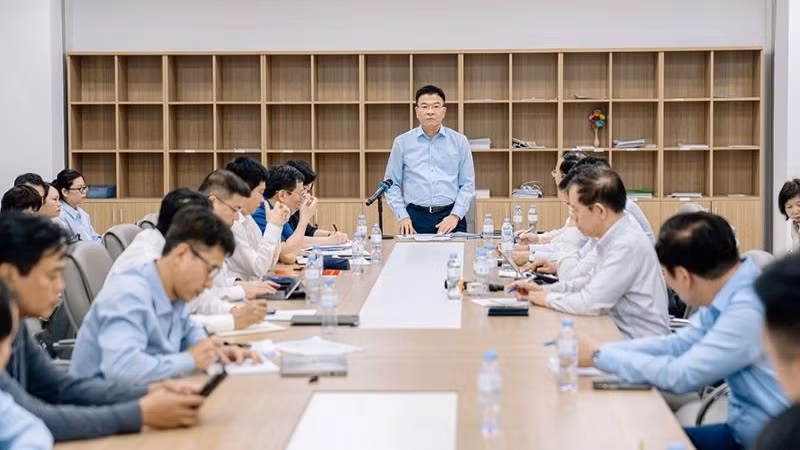 Phó Thủ tướng Chính phủ Lê Thành Long phát biểu tại buổi làm việc.