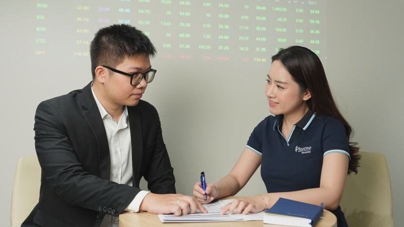 Hướng dẫn nhà đầu tư mở tài khoản giao dịch chứng khoán.
