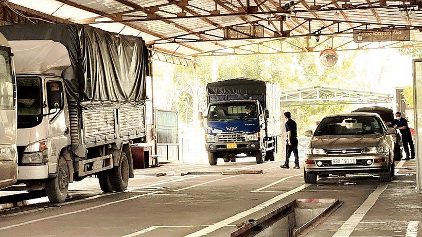 Trung tâm Ðăng kiểm xe cơ giới tỉnh Bình Phước hoạt động thông suốt phục vụ nhân dân.