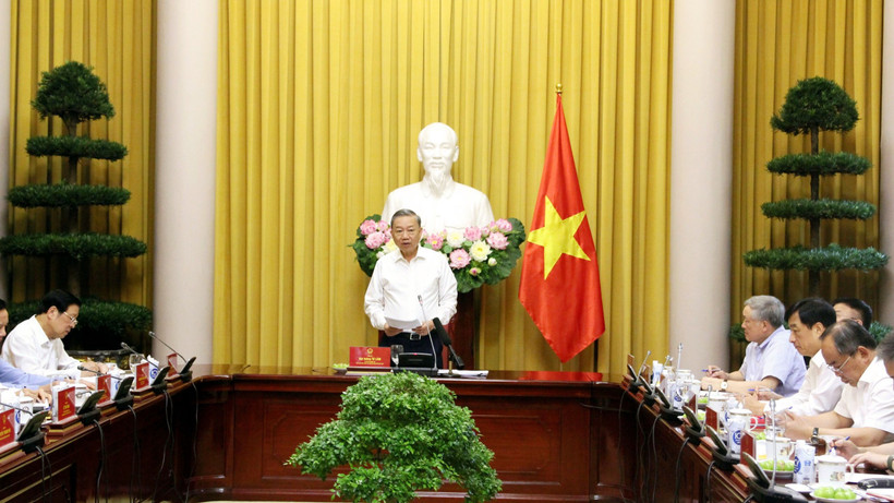 Chủ tịch nước Tô Lâm phát biểu tại cuộc họp. (Ảnh: XUÂN KỲ)