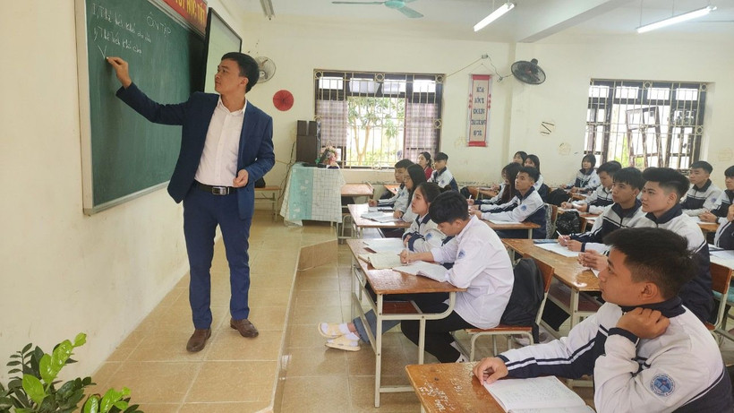 Giờ dạy, học của thầy, trò Trường THPT Minh Quang, Ba Vì, Hà Nội. 