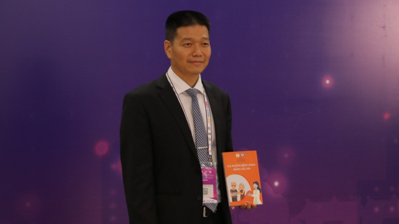 PGS,TS Lê Hữu Doanh, Giám đốc Bệnh viện Da Liễu Trung ương.