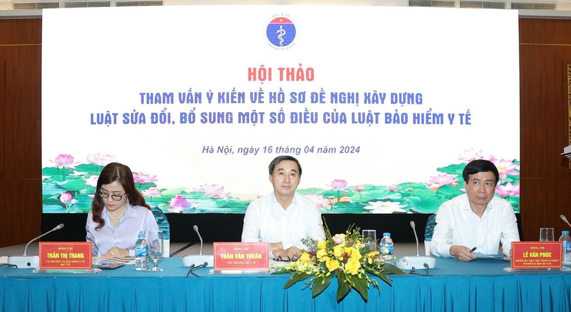 Đại diện Bộ Y tế và Bảo hiểm xã hội Việt Nam chủ trì hội thảo