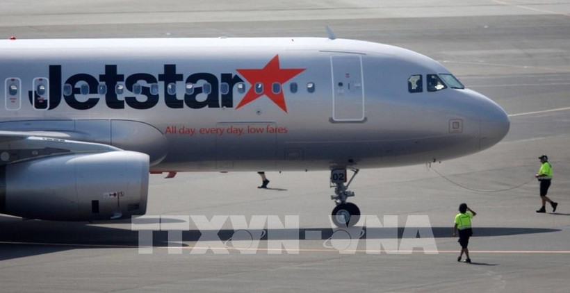 Máy bay của Hãng hàng không Jetstar Japan Co. tại sân bay Narita, tỉnh Chiba (Nhật Bản) ngày 3/7/2012. Ảnh: Bloomberg/TTXVN