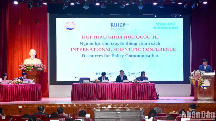Quang cảnh Hội thảo khoa học quốc tế “Nguồn lực cho truyền thông chính sách”.