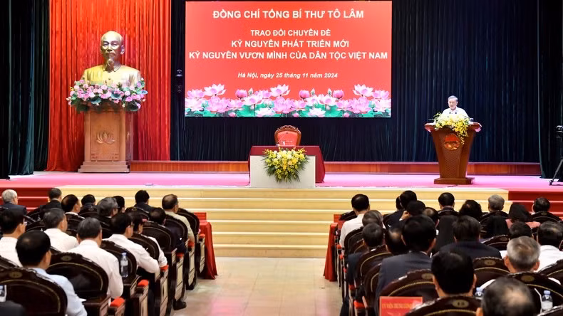 Tổng Bí thư Tô Lâm trao đổi chuyên đề Kỷ nguyên phát triển mới, kỷ nguyên vươn mình của dân tộc Việt Nam. (Ảnh: ĐĂNG KHOA)