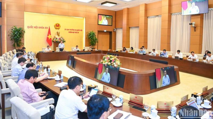 Quang cảnh Phiên họp thứ 33 của Ủy ban Thường vụ Quốc hội. (Ảnh: DUY LINH)