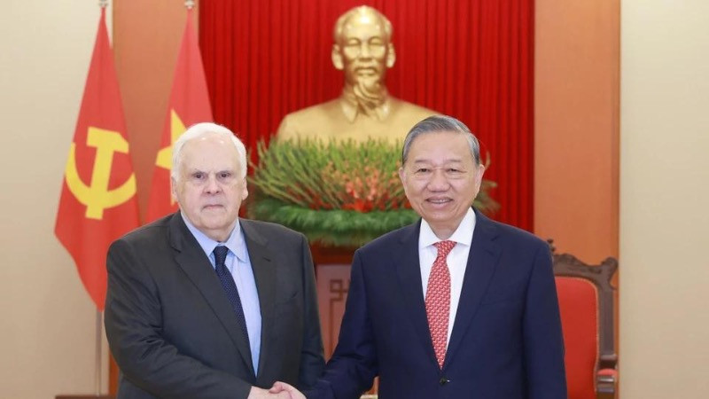 Tổng Bí thư Tô Lâm tiếp ông Frederick W.Smith, Nhà sáng lập kiêm Chủ tịch điều hành Tập đoàn FedEx (Hoa Kỳ).
