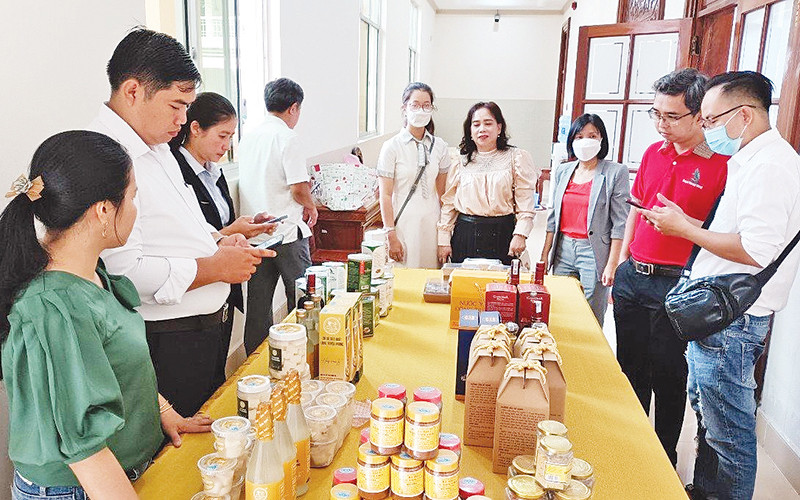 Đánh giá, xếp loại sản phẩm OCOP trên địa bàn tỉnh Tiền Giang.