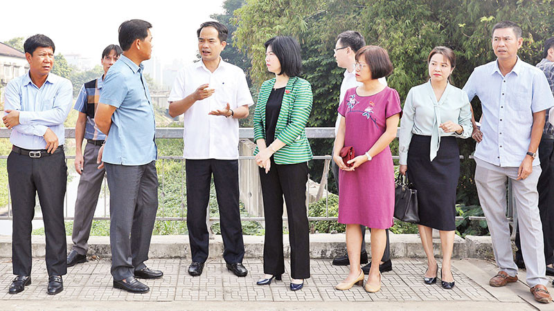 Lãnh đạo Hội đồng nhân dân thành phố Hà Nội giám sát dự án hệ thống xử lý nước thải Yên Xá.