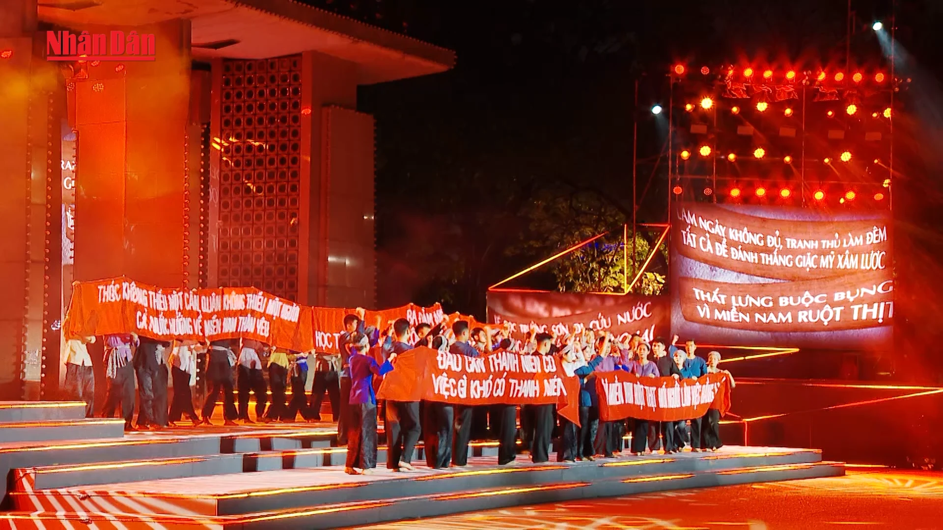 [Video] Cầu truyền hình "Vang mãi khúc khải hoàn": Khúc tráng ca nối liền non sông kỷ niệm 50 năm thống nhất đất nước