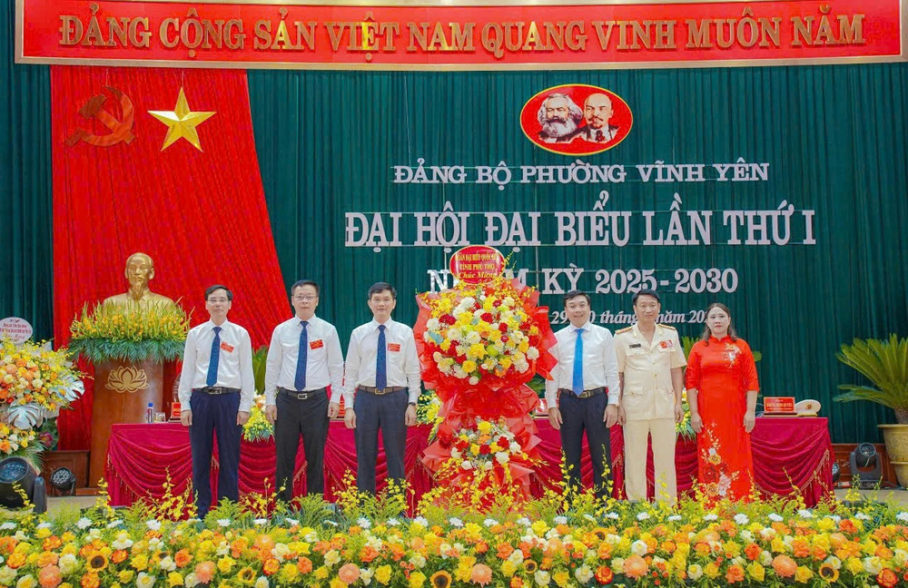 Chúc mừng Đại hội Đảng bộ phường Vĩnh Yên. vinh-yen.jpg