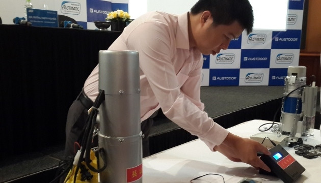 Austdoor giới thiệu giải pháp chống sao chép mã cửa cuốn