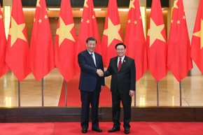 Chủ tịch Quốc hội Vương Đình Huệ và Tổng Bí thư, Chủ tịch Trung Quốc Tập Cận Bình.