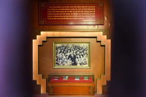 [Ảnh] Thăm Khu lưu niệm, nhớ Tổng Bí thư Nguyễn Văn Linh