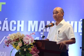 Phó Chủ tịch Ủy ban nhân dân thành phố Đà Nẵng Lê Quang Nam phát biểu.