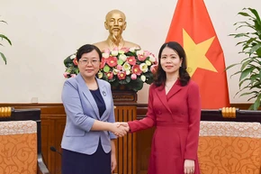 Thứ trưởng Ngoại giao Nguyễn Minh Hằng tiếp Phó Thị trưởng thành phố Trùng Khánh, Trung Quốc Trương Quốc Trí. (Ảnh: Bộ Ngoại giao)