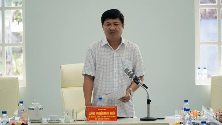 Chủ tịch Ủy ban nhân dân thành phố Đà Nẵng Lương Nguyễn Minh Triết phát biểu tại buổi làm việc. ndo_br_z6846044009955-bb516f5c5327e54e8855aca7e85840bc.jpg