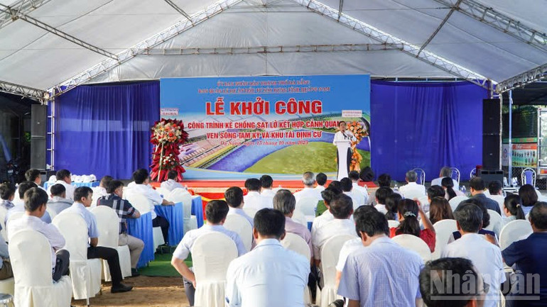 Quang cảnh lễ khởi công. ndo_br_z7119530952320-ccbd6787ab88480d7c0fdf0d43882111.jpg