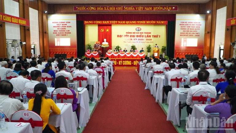 Quảng cảnh đại hội. ndo_br_dsc08033.jpg