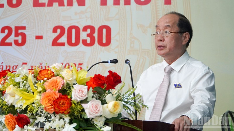 Thiếu tướng Nguyễn Hữu Hợp, Giám đốc Công an thành phố Đà Nẵng phát biểu chỉ đạo đại hội. ndo_br_dsc07334.jpg