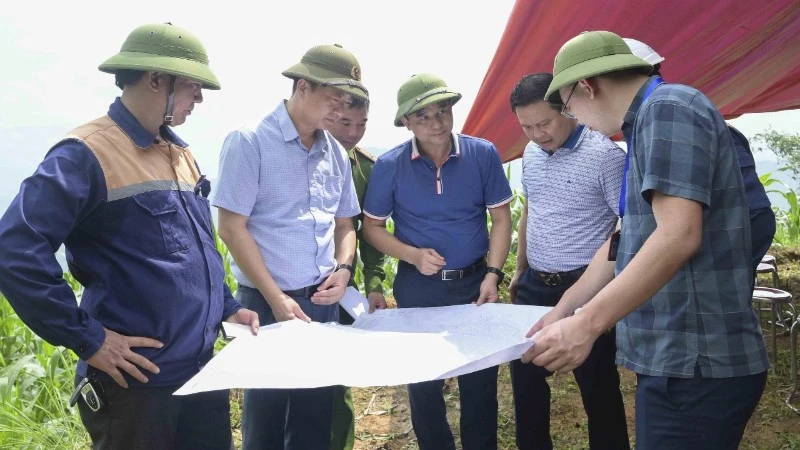 Khôi phục mốc giới khu vực khai thác khoáng sản tại Lào Cai
