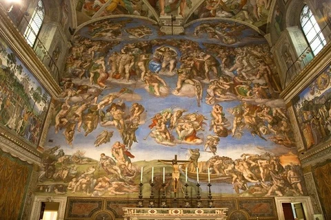 Kiệt tác “The Last Judgement” của Michelangelo trong nhà nguyện Sistine tại Vatican. (Ảnh: thethaovanhoa.vn) 