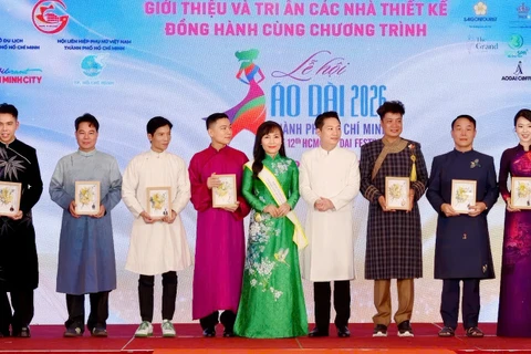 Các nhà thiết kế đồng hành cùng Lễ hội Áo dài Thành phố Hồ Chí Minh. (Ảnh: NVCC)