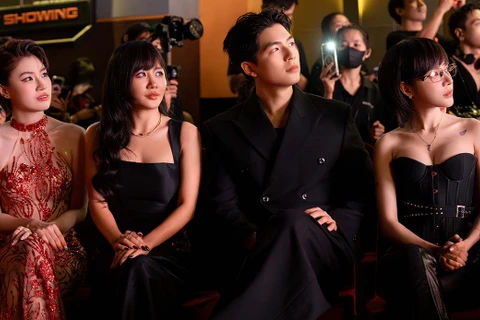 Các ca sĩ, diễn viên tham gia phim “Thỏ Ơi!!”. (Ảnh: Galaxy Studio)