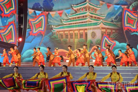 An Giang khai hội mùa lễ vía Bà Chúa Xứ núi Sam.