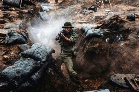 Cảnh trong phim "Mưa đỏ". (Ảnh minh họa: Galaxy Studio)