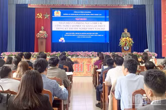 Quang cảnh buổi tập huấn.