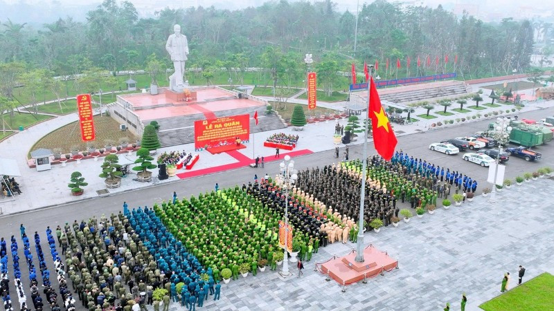 Lễ ra quân được tổ chức tại Quảng trường Hồ Chí Minh. 