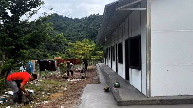 Trạm Y tế xã Mỹ Lý với 7 phòng đang được đơn vị thi công hoàn thiện những khâu cuối cùng.