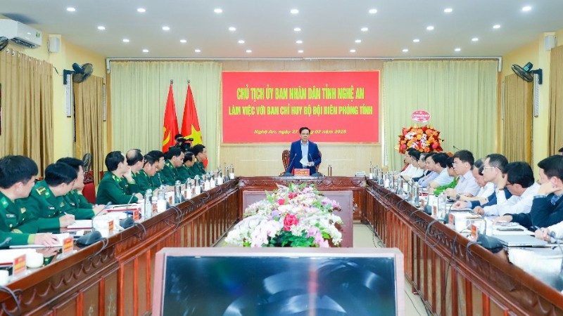 Quang cảnh buổi làm việc.