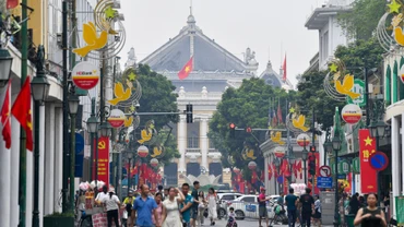 Phố Tràng Tiền, Hà Nội. (Ảnh: THẾ ĐẠI)