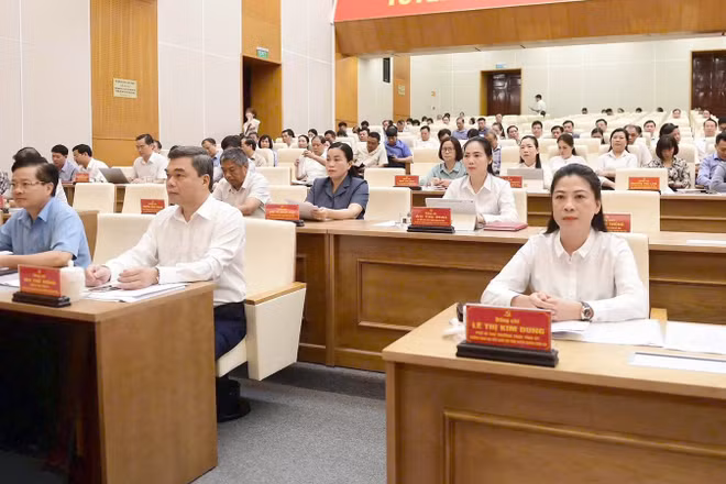 Đại biểu dự hội nghị.